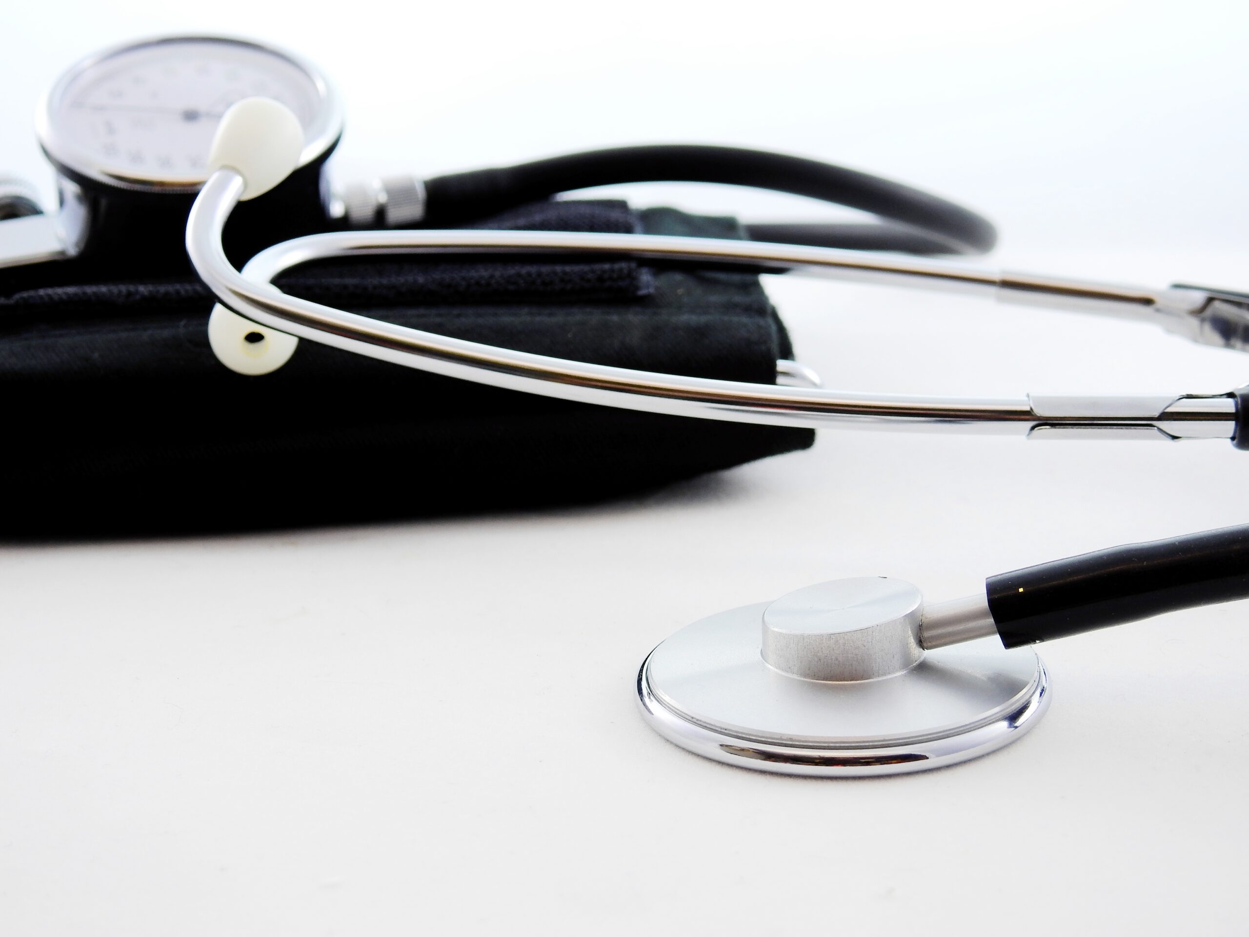 stethoscope 1584223 scaled